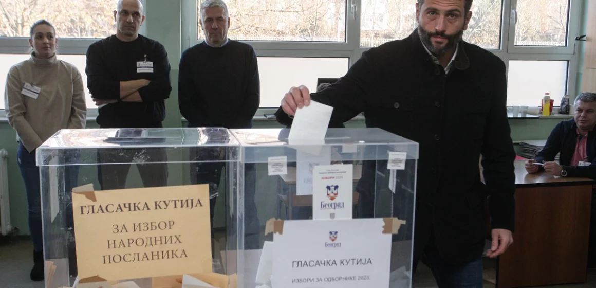 PRVI PRESEK IZLAZNOSTI: IPSOS/CeSID – Do 9 časova u Srbiji glasalo 4,8 odsto građana, a u Beogradu 5,1 odsto