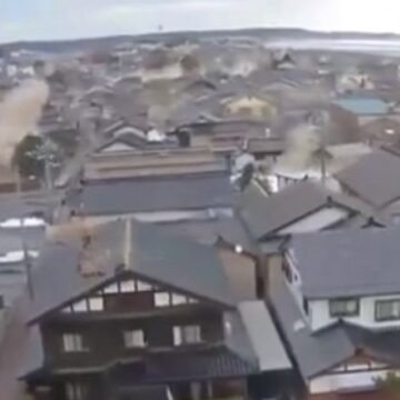 Ovo je trenutak udara stravičnog zemljotresa koji je izazvao haos u Japanu (VIDEO)