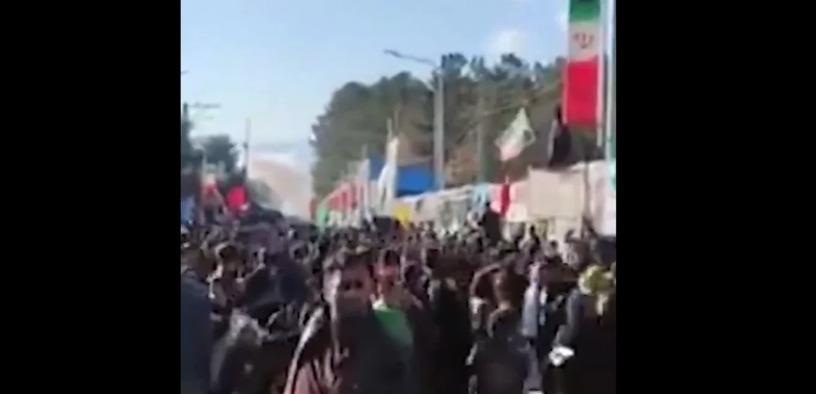 Prvi snimci stravičnih eksplozija u Iranu, MRTVI LEŽE PO ULICI (UZNEMIRUJUĆI VIDEO)